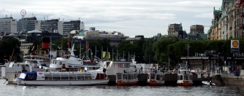 Strandvägen från vattnet.